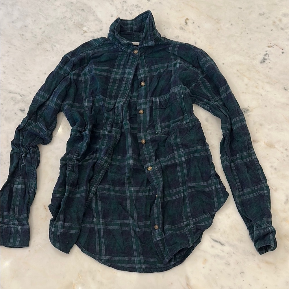 Women’s Green Plaid Shirt